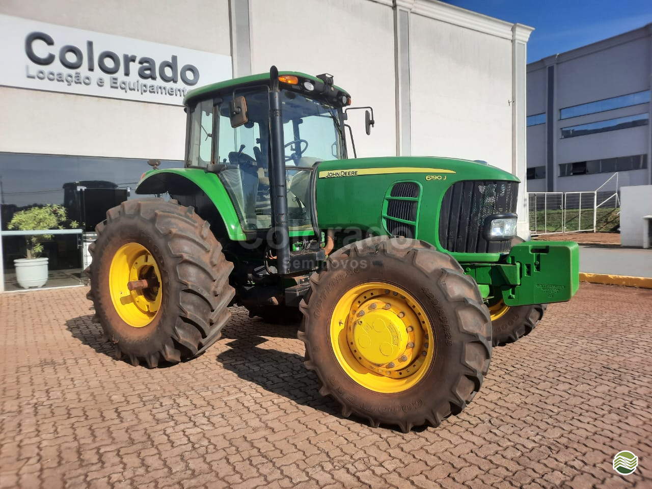 TRATOR JOHN DEERE JOHN DEERE 6190J Tração 4x4 Colorado Seminovos RIBEIRAO PRETO SÃO PAULO SP